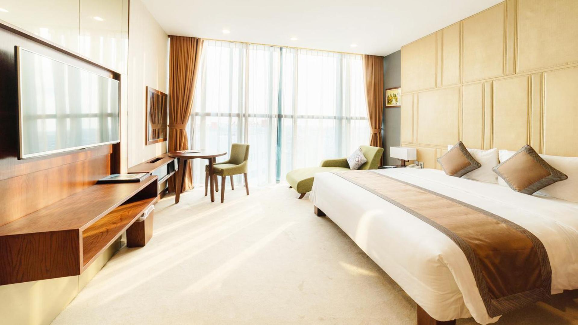 Bien Bac Hotel Mong Cai Exterior photo