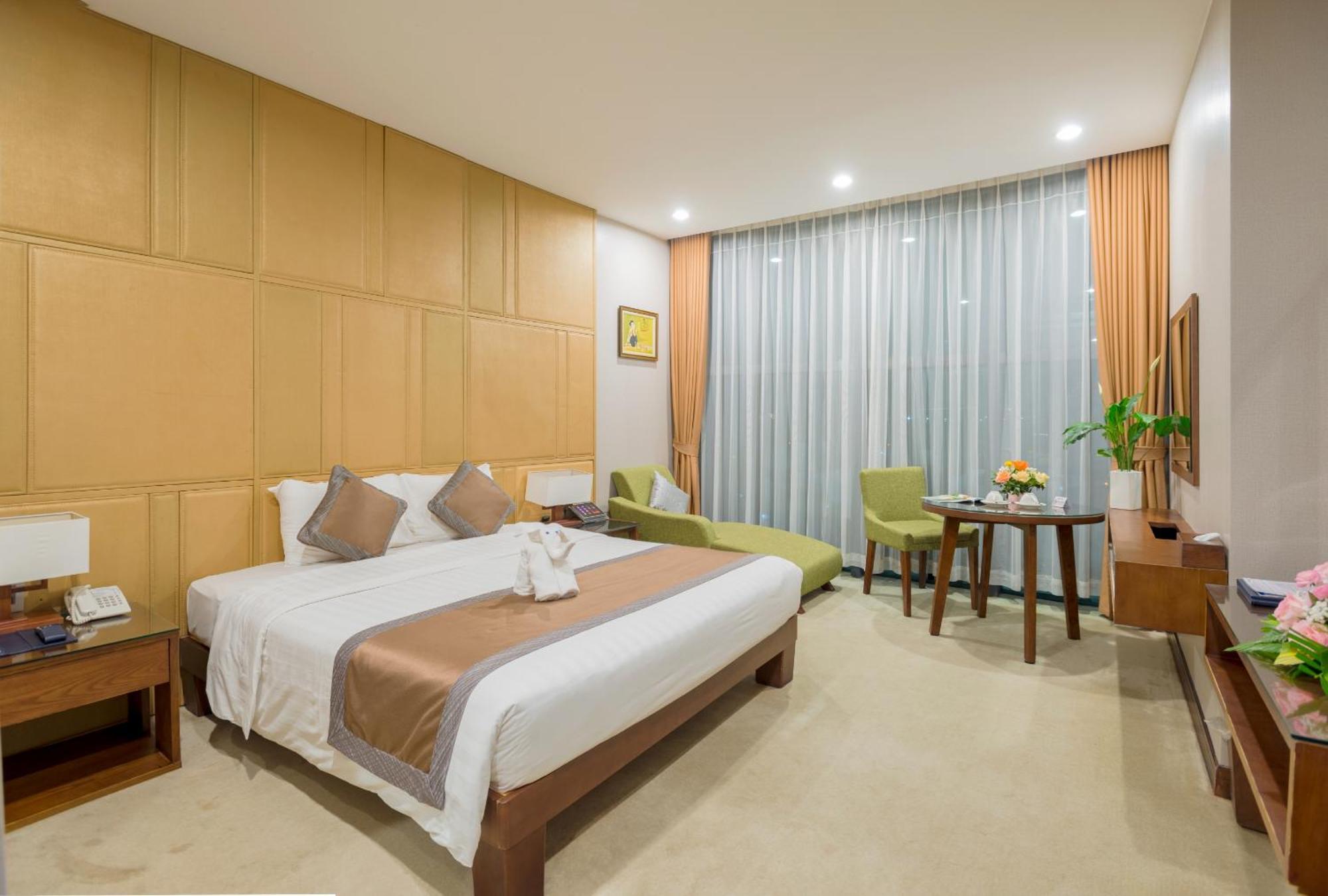 Bien Bac Hotel Mong Cai Exterior photo