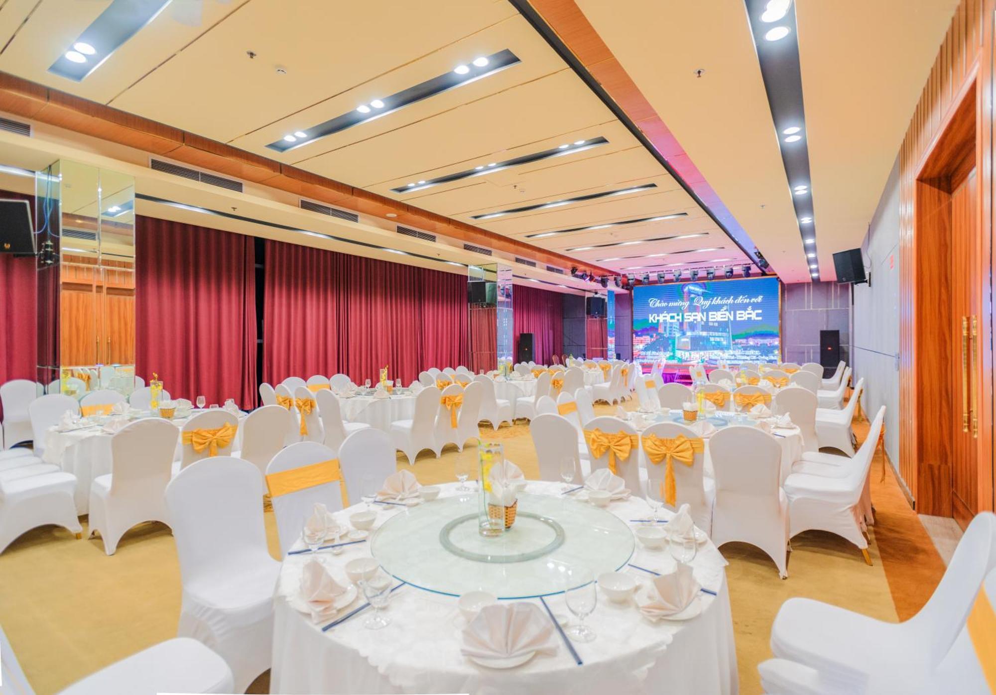 Bien Bac Hotel Mong Cai Exterior photo