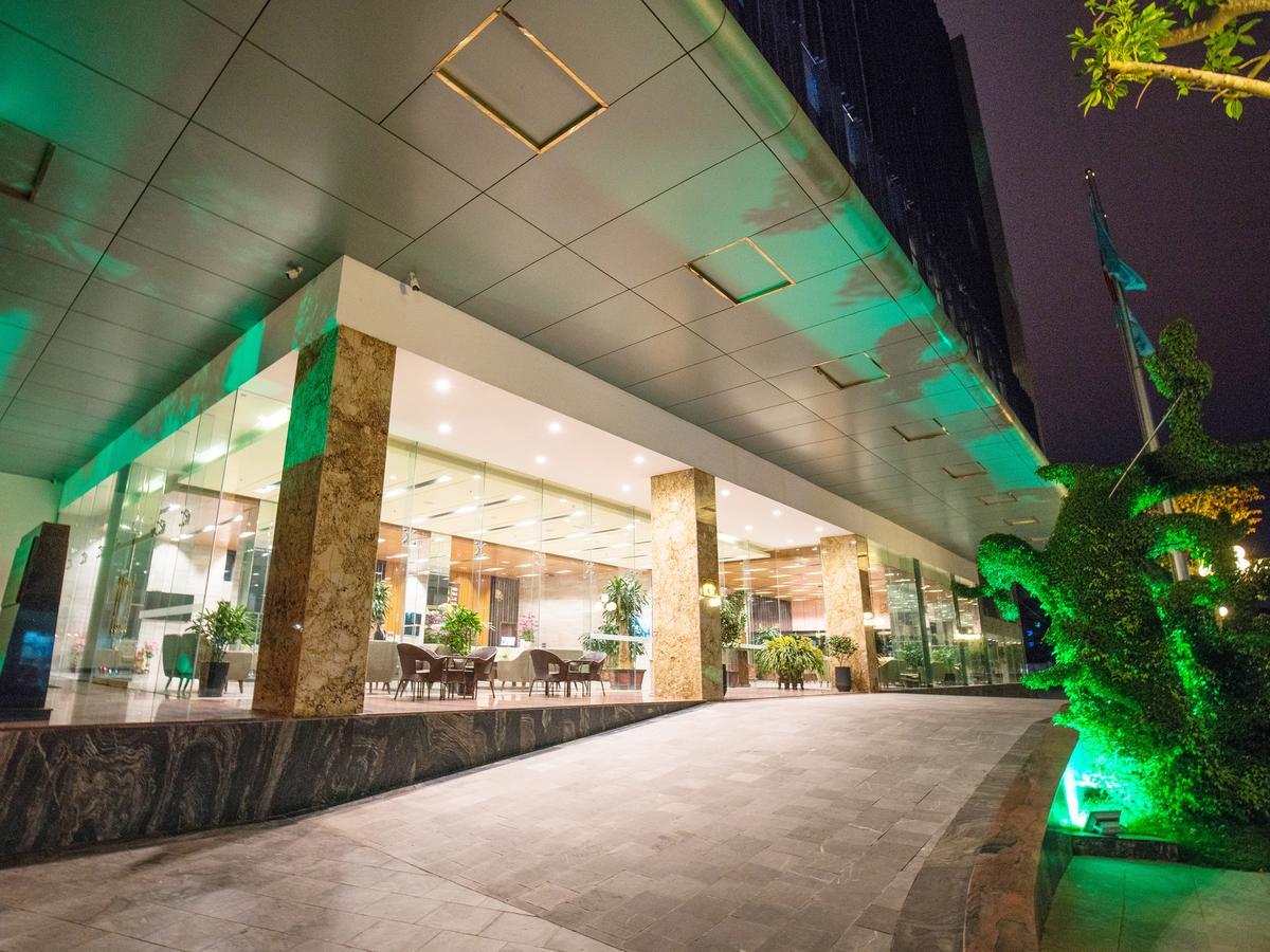 Bien Bac Hotel Mong Cai Exterior photo