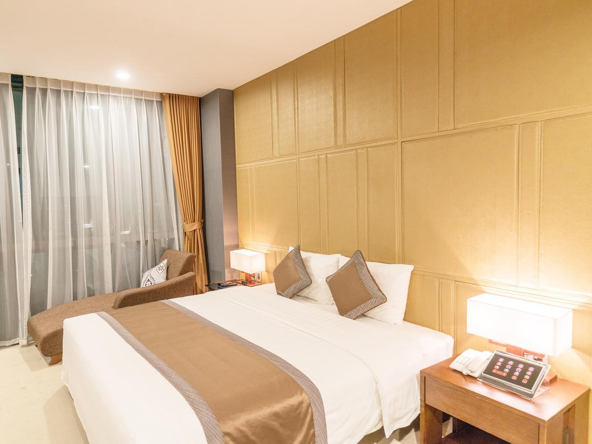 Bien Bac Hotel Mong Cai Exterior photo