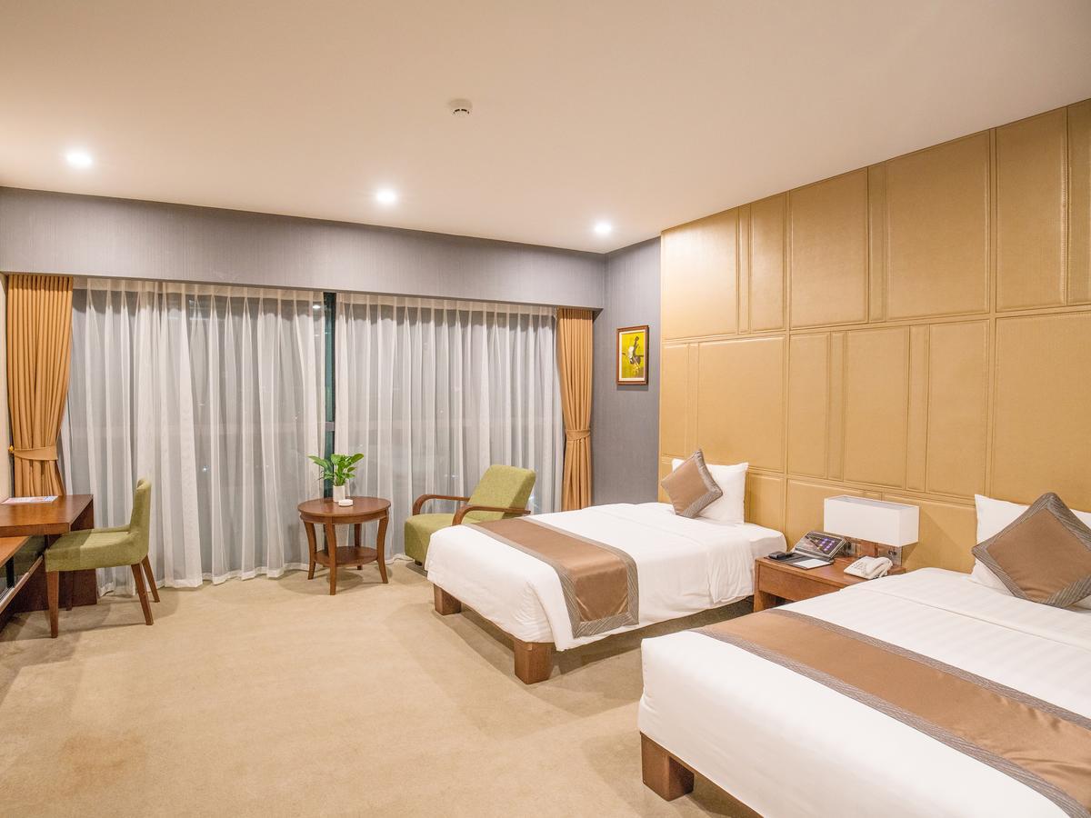 Bien Bac Hotel Mong Cai Exterior photo