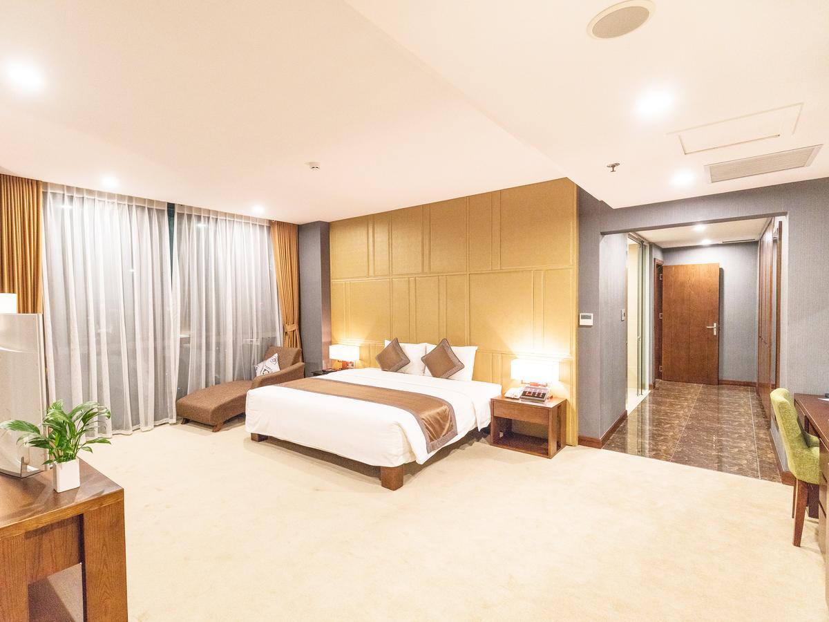 Bien Bac Hotel Mong Cai Exterior photo